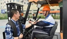 小叉车视频表演,创意无限，趣味横生