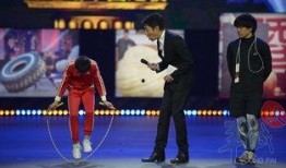 跳绳冠军岑小林视频,挑战极限，舞动绳索的传奇人生