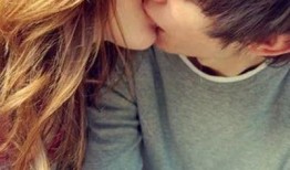 欧美男同接吻视频,情感流露与禁忌之吻