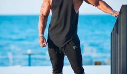 肌肉男 撩妹视频