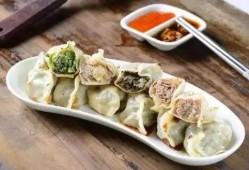 圆页饺子怎么包视频,轻松学会传统美味饺子包法