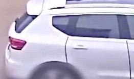 倒车压死小孩视频,倒车压死小孩，安全意识警钟长鸣