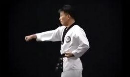 跆拳道太极一章教学视频,太极一章跆拳道基础动作解析与实战技巧